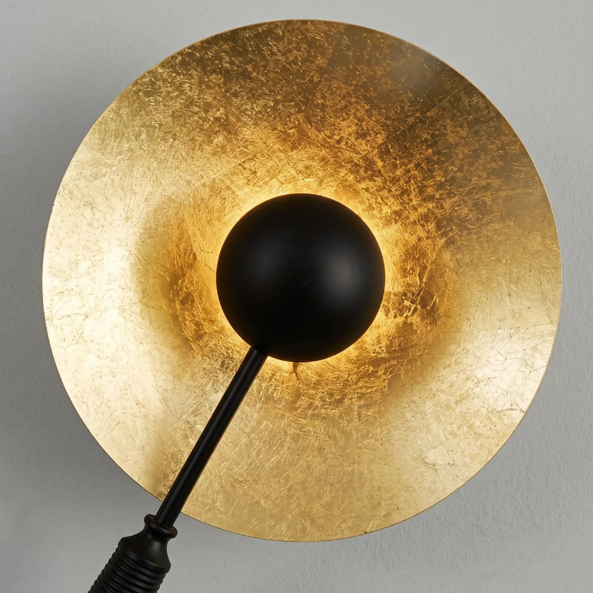 Brava No.16 - Stone+Lumen